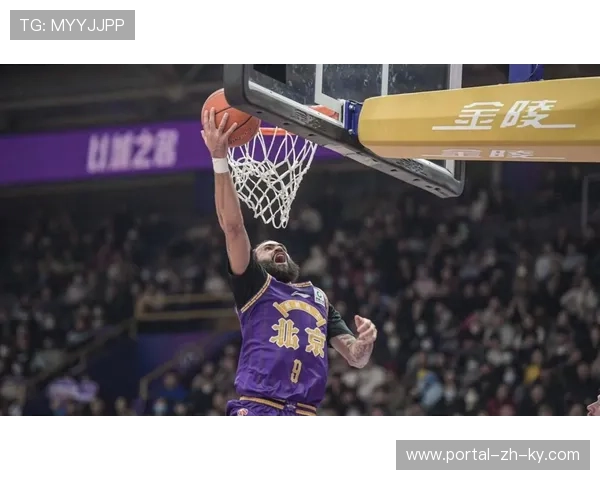 北控男篮季后赛形势严峻 豪斯首秀亮眼但球队深度不足